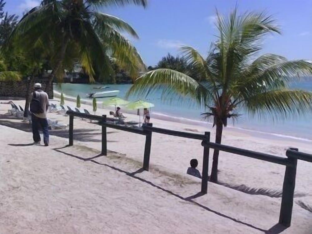 Le Bamboo Double Room 10