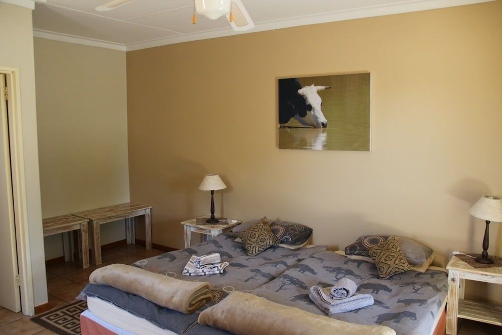 Etango Ranch Guestfarm Twin Guest Rooms 3