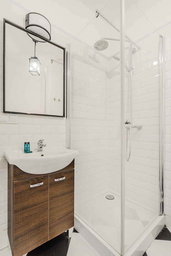 ShortStayPoland Plac Mirowski Deluxe Apartment 11