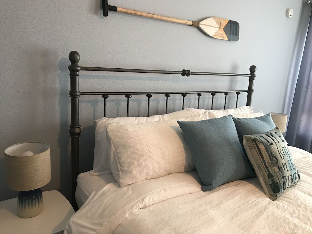 Castle Creek B&B Two Rivers Room 2