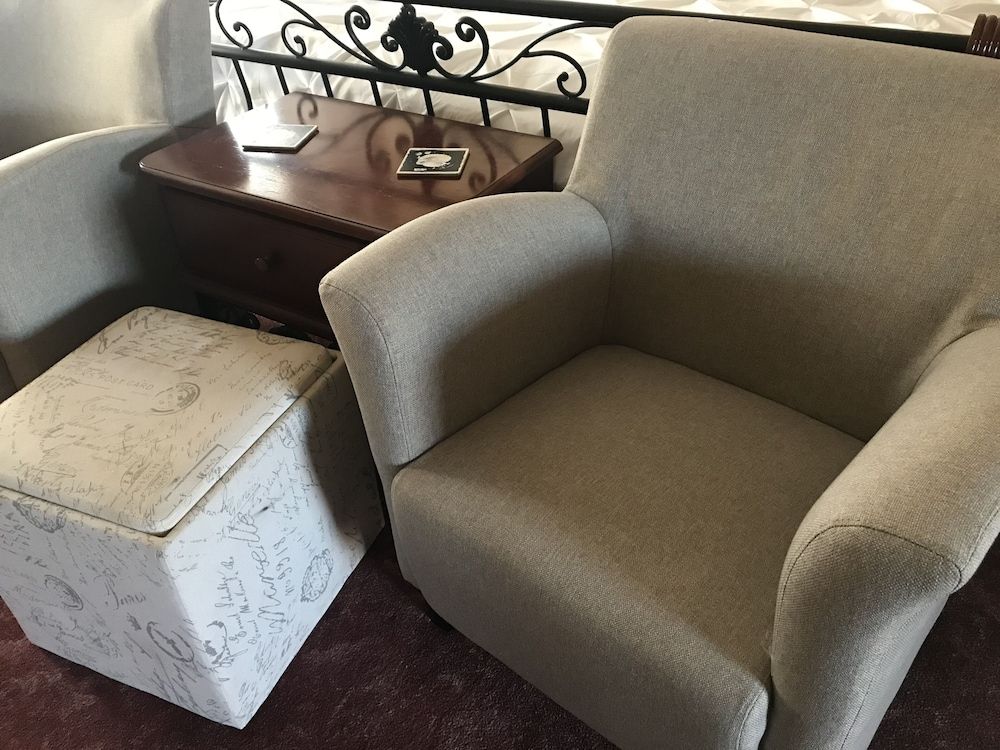 Castle Creek B&B Vineyard Room 9