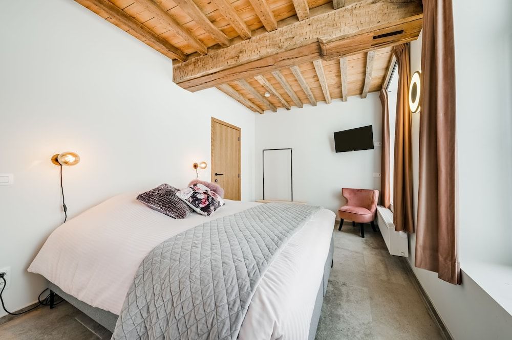 Le Clé Brugge Basic Double Room (five)