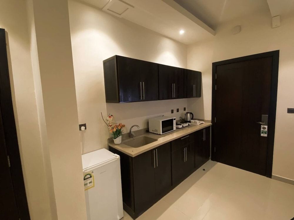 undefined LANDMARK HOTEL - SARI