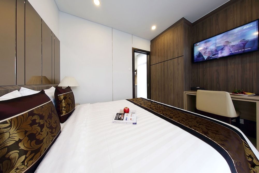 Aurora Western Village Deluxe Double Room 4