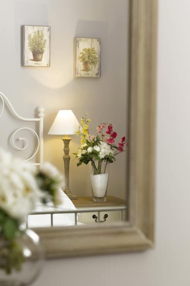 DD Luxury House Double Room 10