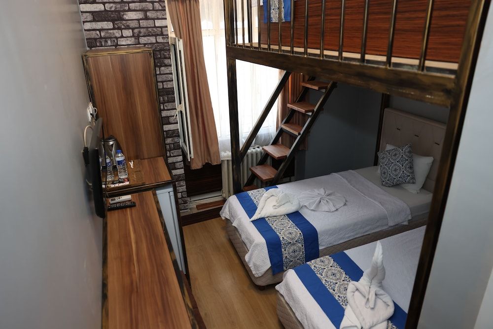 DÜNYA OTEL ADANA Deluxe Triple Room 2