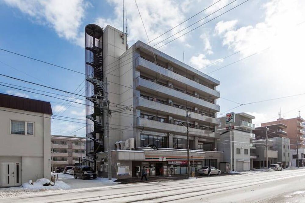 undefined Commence5 3