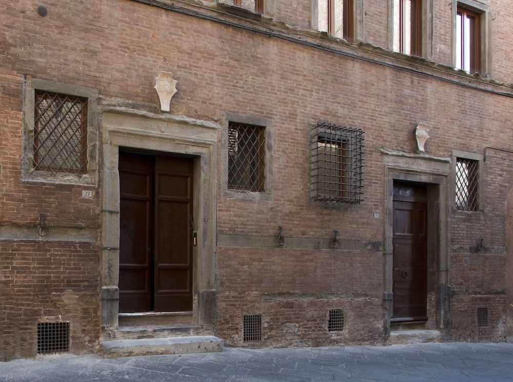 undefined Palazzo Piccolomini 2