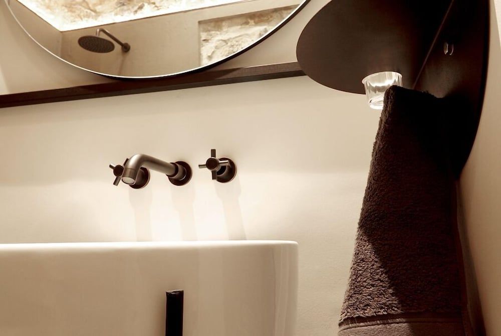 Bastion House Family Room 4