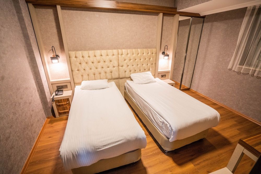 undefined Bloom Hotel 3