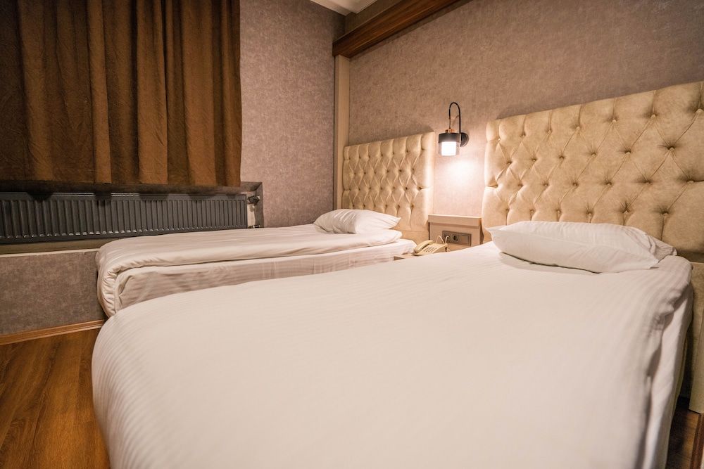 undefined Bloom Hotel 2