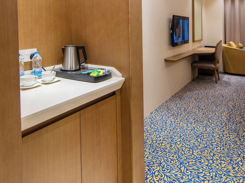 Rozana Hotel Deluxe Double Room 2