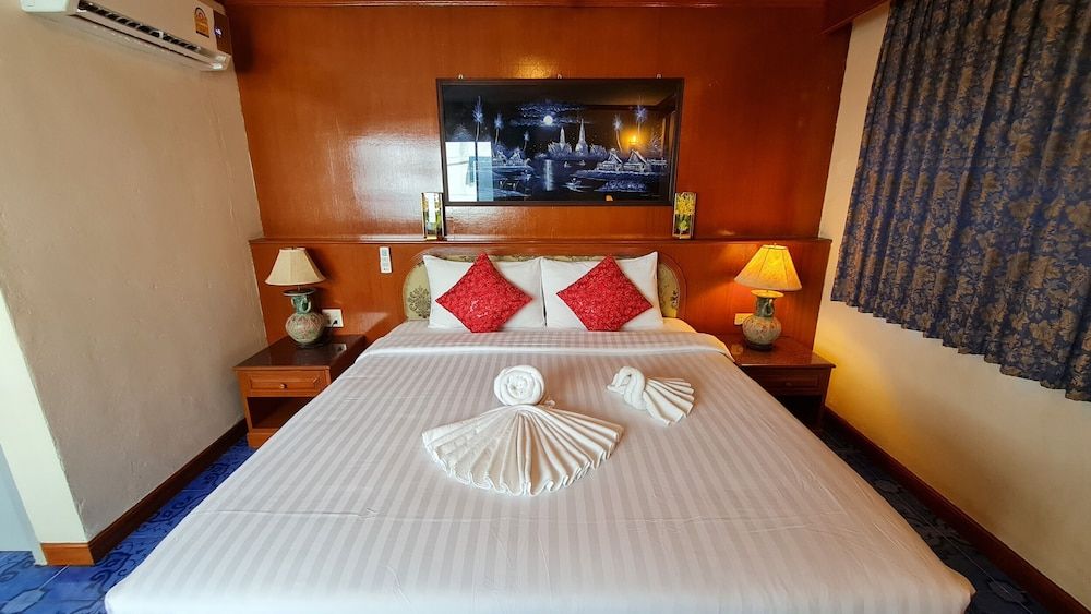 Vech Guesthouse Patong Standard Double Room 3