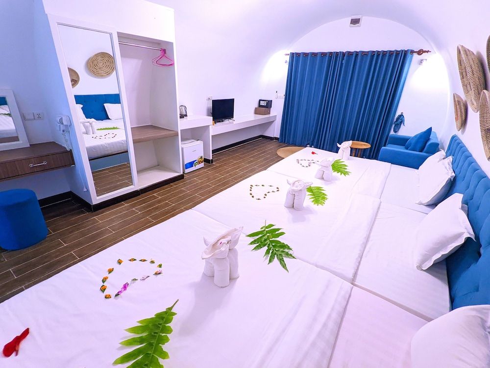 Tube Resort by EHM Tube Family Sea View 8