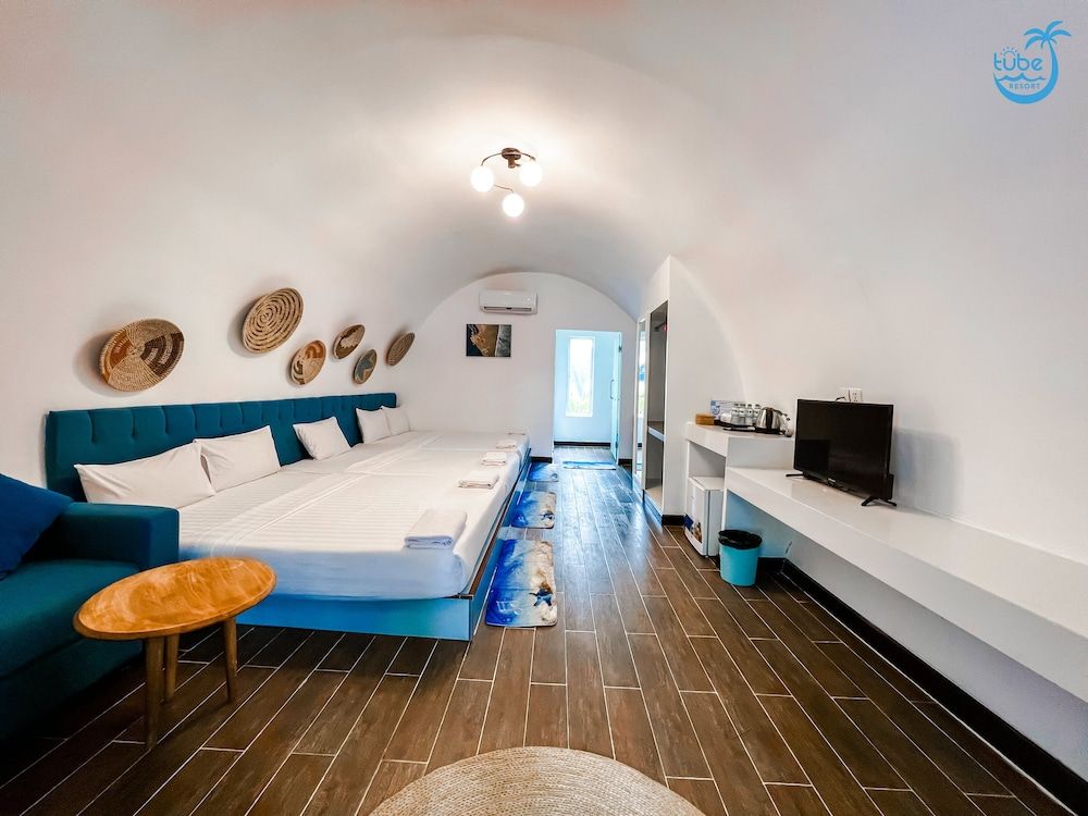 Tube Resort by EHM Deluxe Family Garden View 5