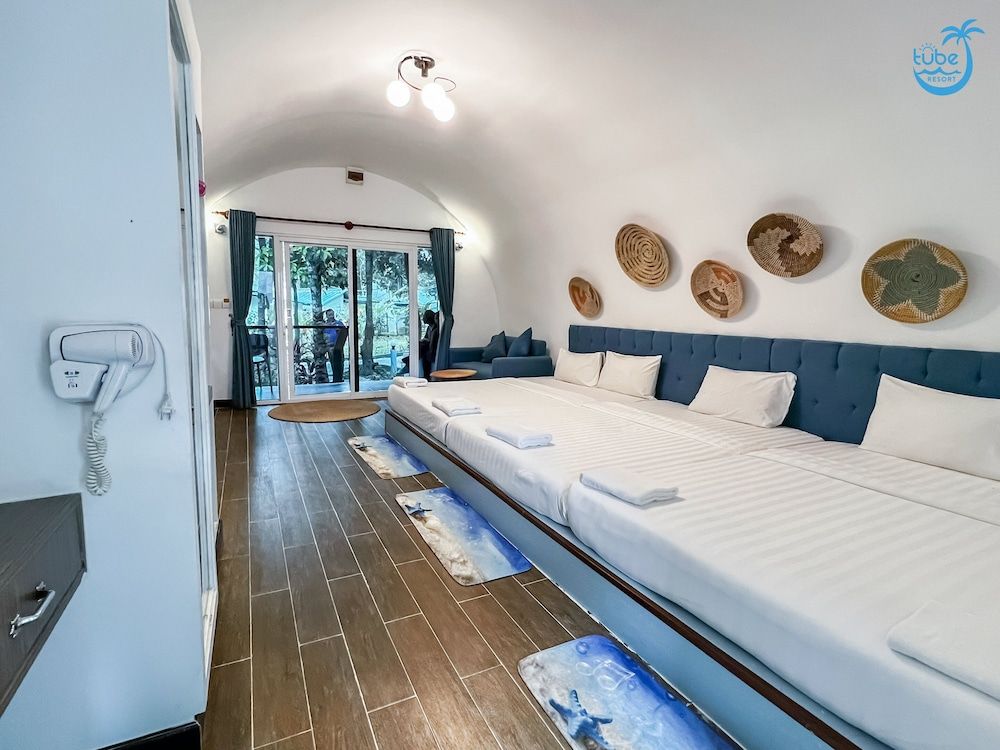 Tube Resort by EHM Tube Family Sea View 4