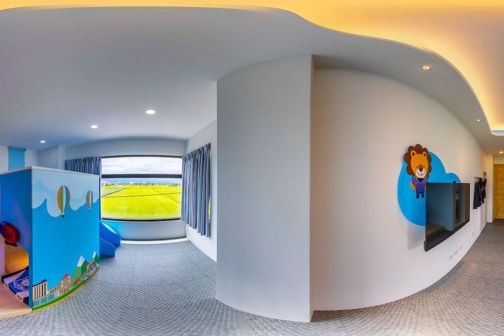 Plum Forest Family Quadruple Room, Garden View 3