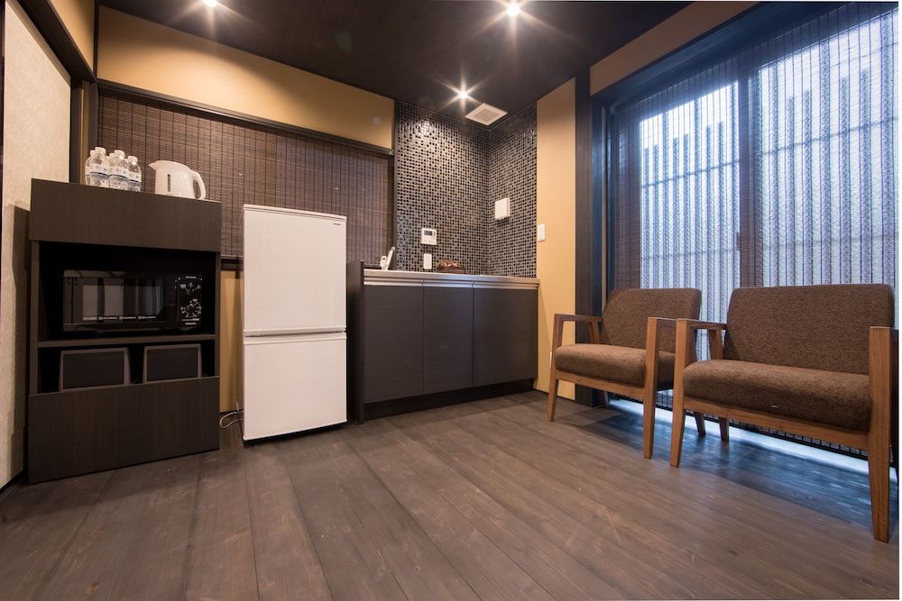 Rinn Kujofujinoki Central Japanese Style Room for 7 People 12