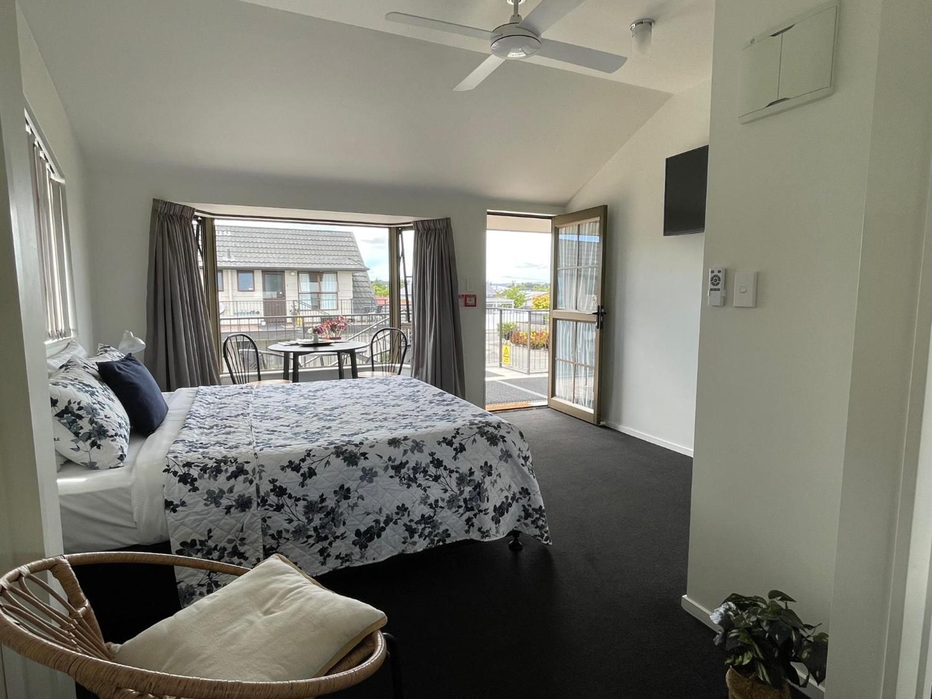 Standard apartment studio