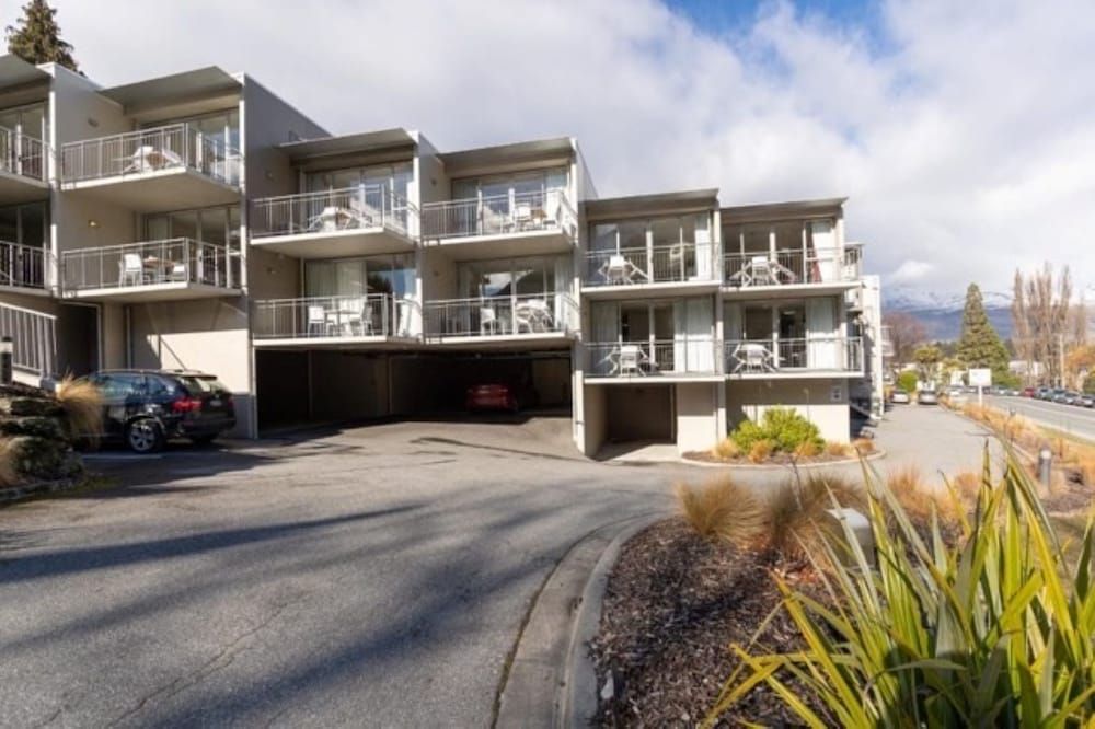 undefined Mountain View City Aparment 4