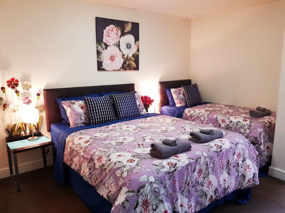 undefined Mountain View City Aparment 5