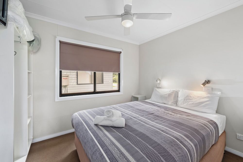 BIG4 Ingenia Holidays Wagga Wagga Deluxe Cabin (2BR) - 4B