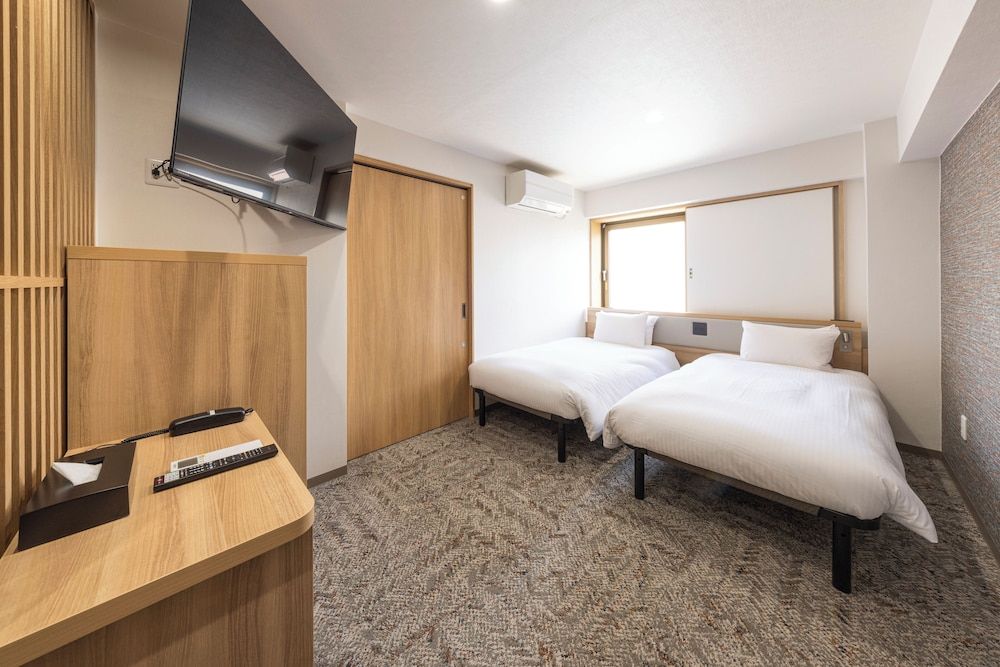 undefined Hotel Cerezo 5