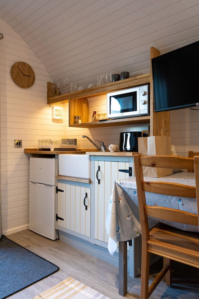 The Juniperlea Inn Cabin, Ensuite 4