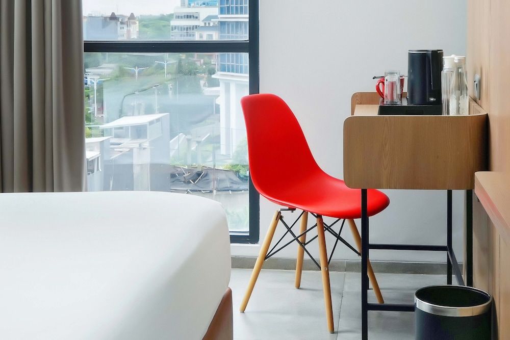 Hotel NEO Puri Indah - Jakarta Superior Room 4