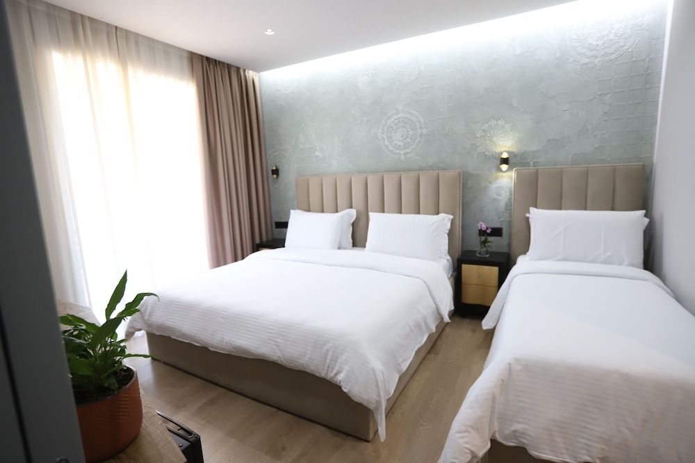 undefined Imperator Hotel 8