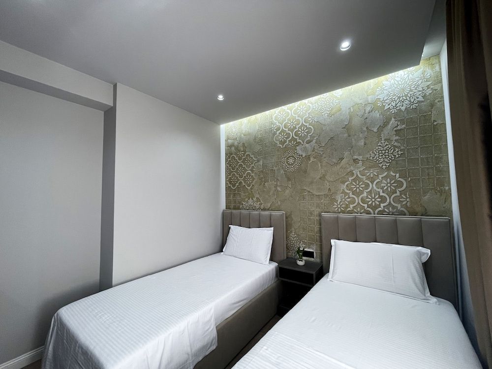 Imperator Hotel Twin Room 2