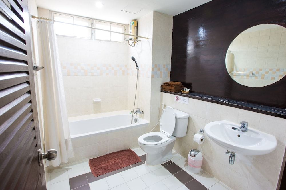 Le Vanvarothai Saladaeng Residence 1 Bedroom 10