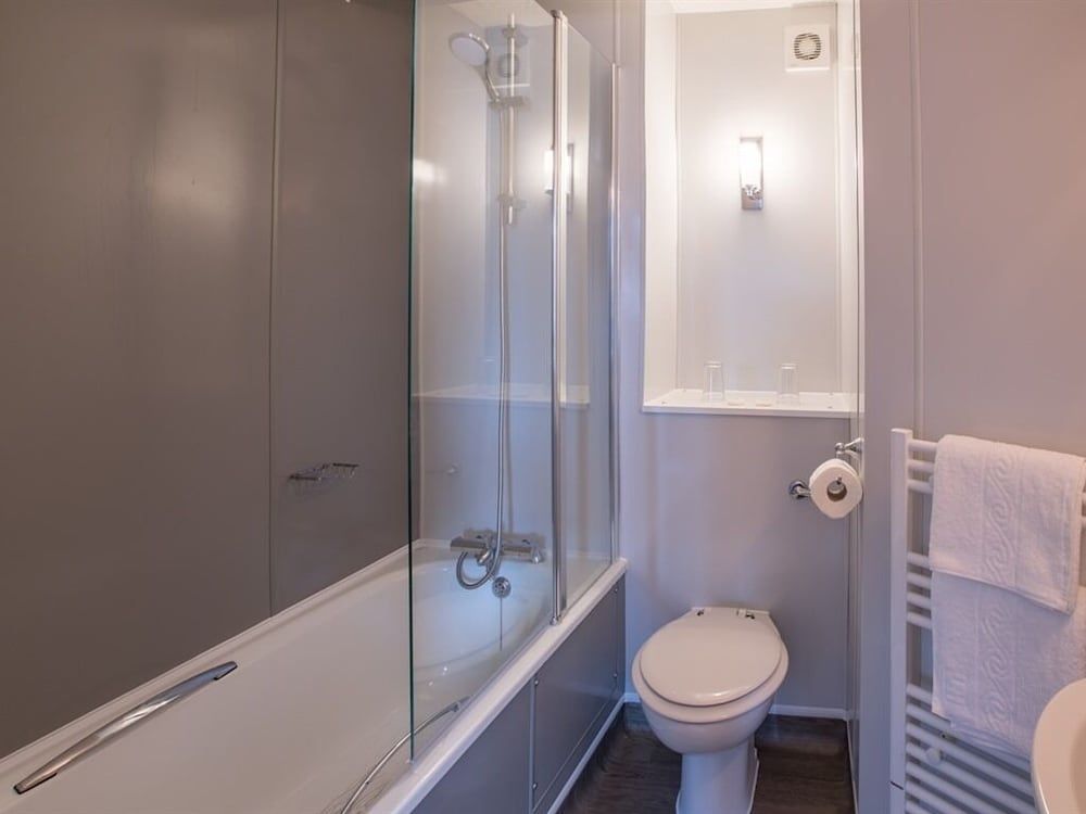 The George Inn Double or Twin Room, Ensuite (With Triple Option) 6