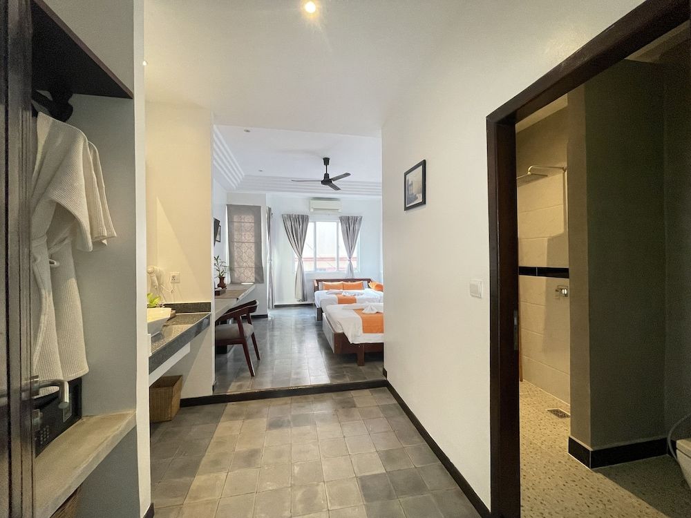 Boutique Indochine d'Angkor Cabana Twin With Balcony 10