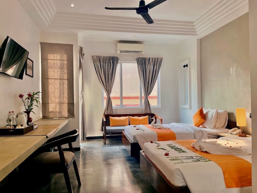 Boutique Indochine d'Angkor Cabana Twin With Balcony 2