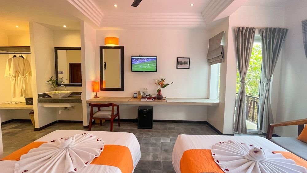 Boutique Indochine d'Angkor Cabana Twin With Balcony 9