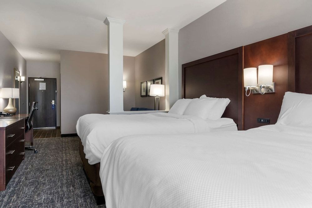 Comfort Suites Standard Room, Multiple Beds, Non Smoking 2