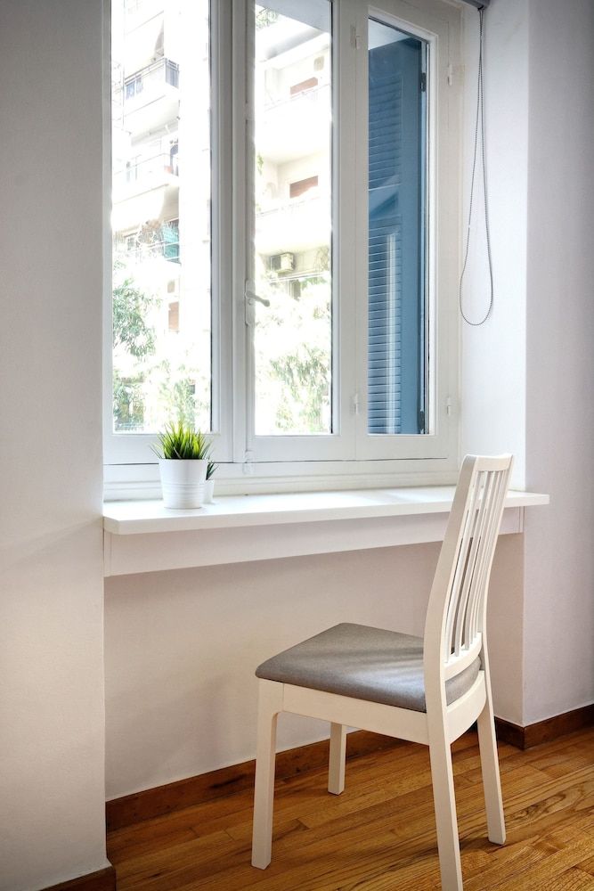 Art in Athens Suite Deluxe Apartment, 4 Bedrooms, Private Bathroom, Ground Floor 25