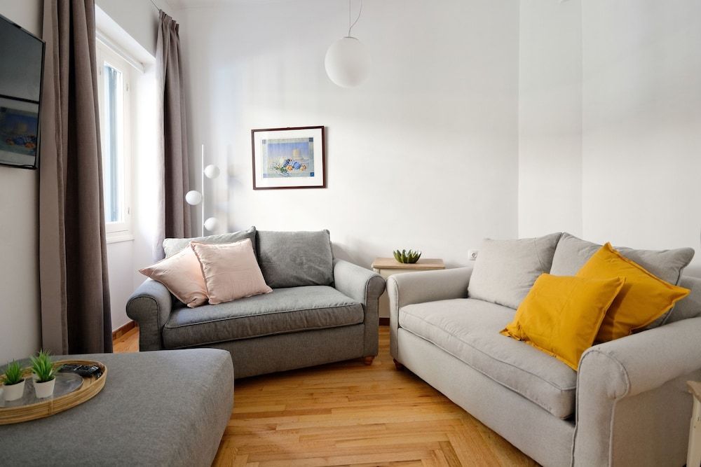 undefined Art in Athens Suite 8