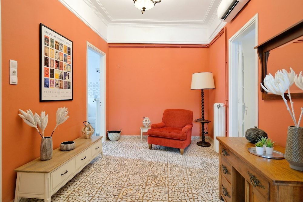 Art in Athens Suite Deluxe Apartment, 4 Bedrooms, Private Bathroom, Ground Floor 23