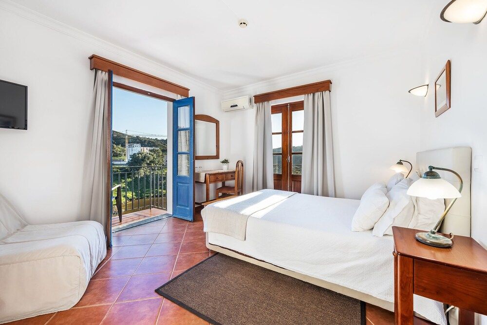 Beira Rio Comfort Double or Twin Room, River View 5