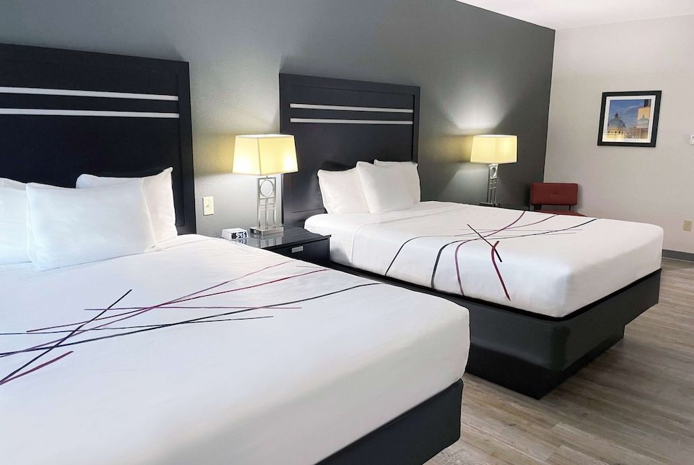 Room, 2 Queen Beds, Non Smoking