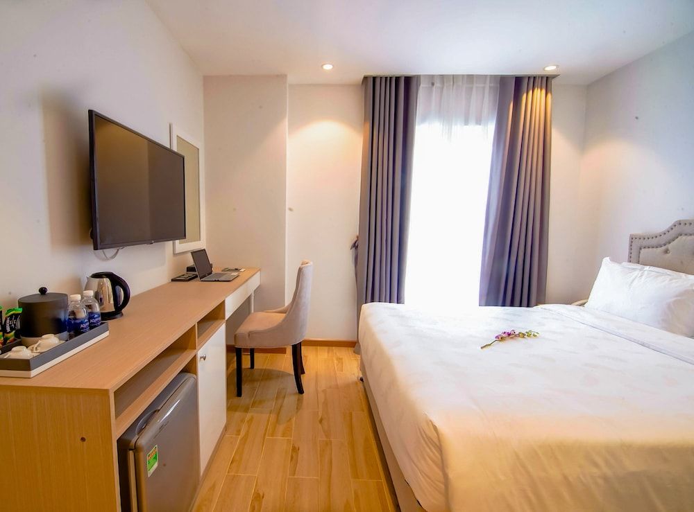 EX Da Nang Luxury Superior Double Room