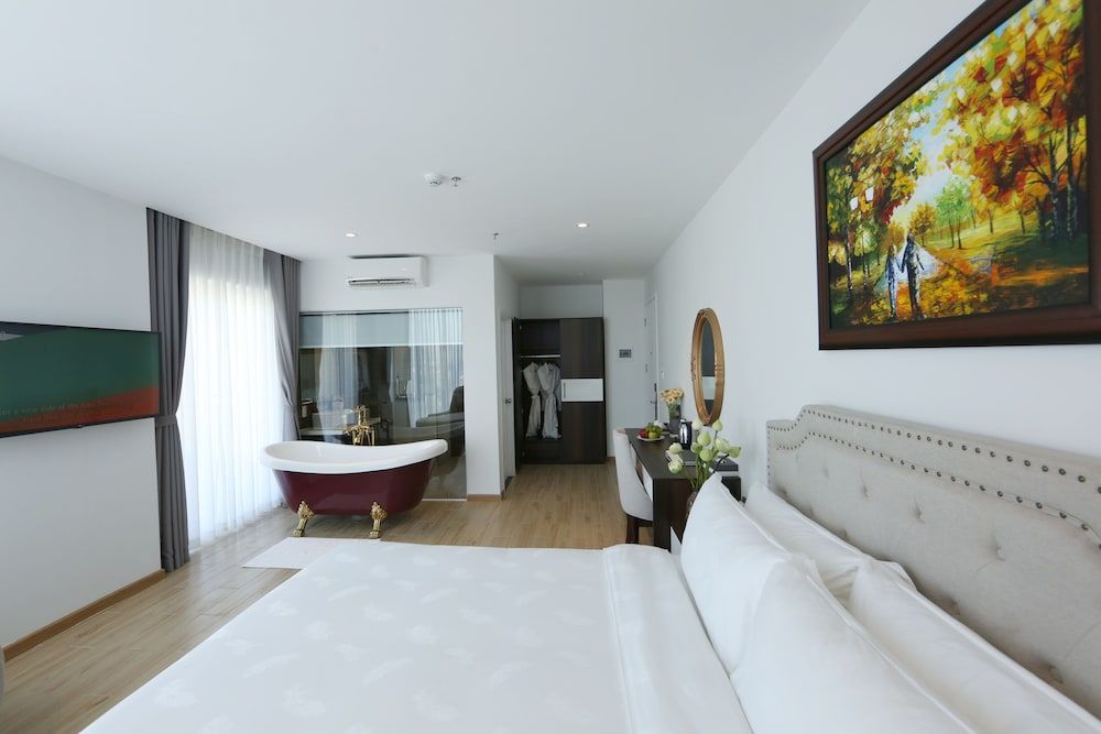 EX Da Nang Luxury Suite Arita  Rivera City & Ocean view with Balcony 3