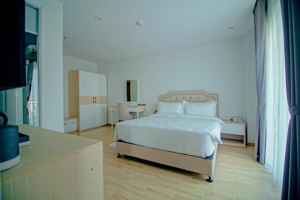 undefined EX Da Nang Luxury 5