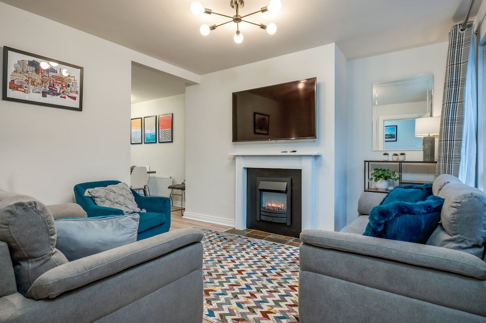 undefined Central Belfast Apartments: Ashley Mews 7