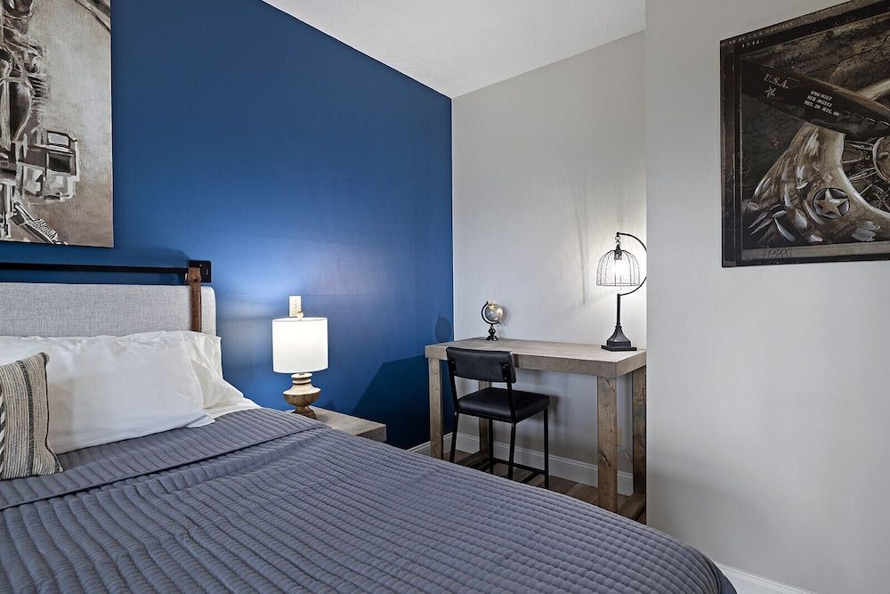 The Bradford Standard Room 2