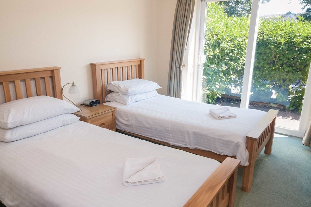 Apartment, 2 Bedrooms, 2 Bathrooms (rear view overlooking the path and car park)