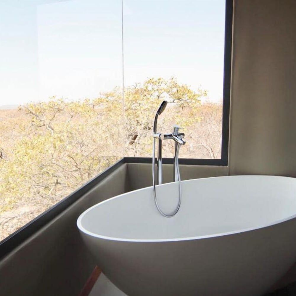 Kifaru Luxury Lodge & Bush Camp Premier Room 13