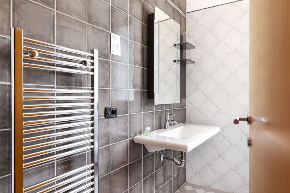 B&B Hotel Sassuolo Standard Twin Room, Non Smoking 5